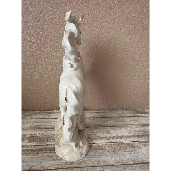 Lenox The Regal Unicorn Figurine 2003 Fine Ivory China Gold Accent Unicorn w/COA - Picture 7 of 16